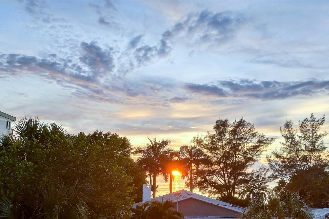 Sea La Vie Sunny Indian Rocks Beach Condo! Clearwater Beach Exterior photo